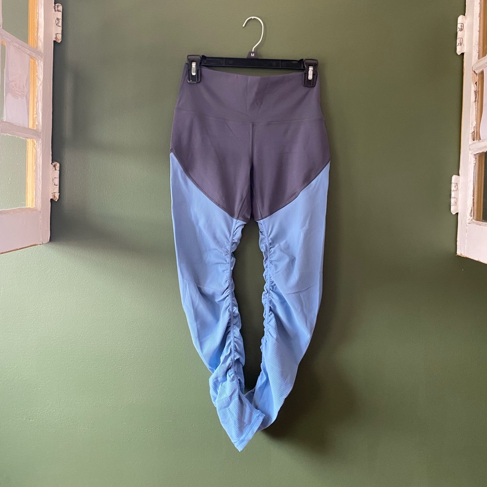 Storm Parallel Luxe Zyia Leggings